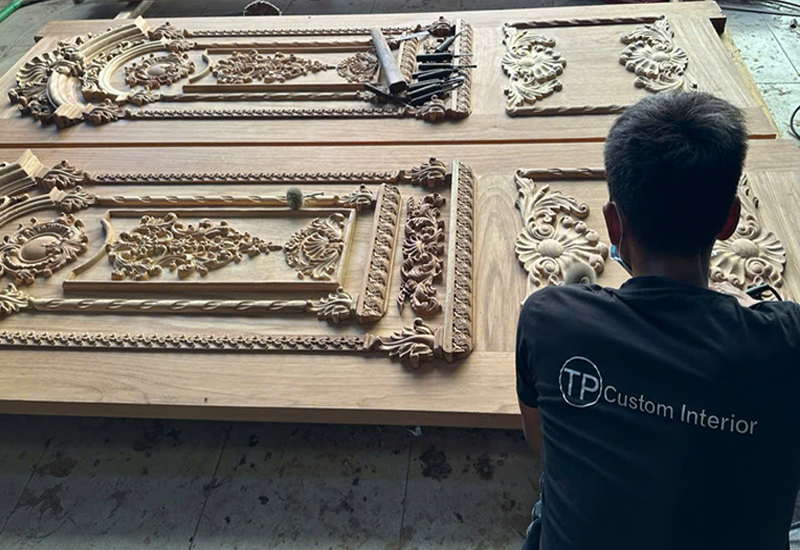 Đóng cửa biệt thự theo yêu cầu